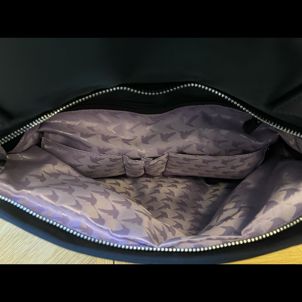 Lo & Sons OG Bag (Black w/ lavender interior) - Picture 5 of 8